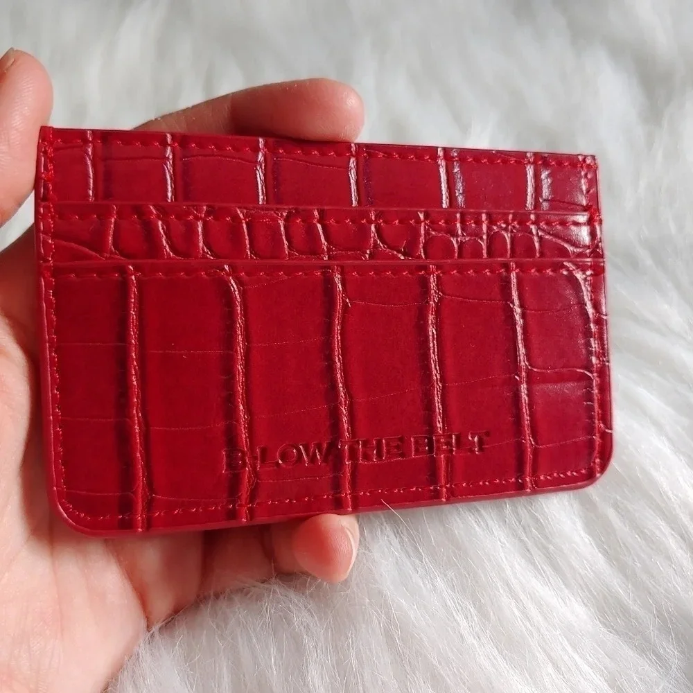 *NWT* B-low the Belt Croc Card Case